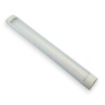 TUBO LUZ CHATO 0,60 EN CAJA