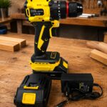 TALADRO A BATERIA 10MM 22V CON VALIJA Y ACCESORIOS